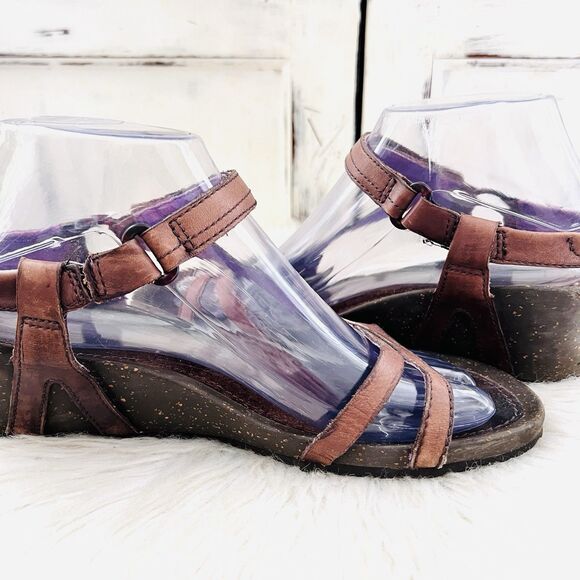 Teva Cabrillo Brown Leather Strappy Wedge Sandals Comfort - Size 8 - Picture 4 of 8